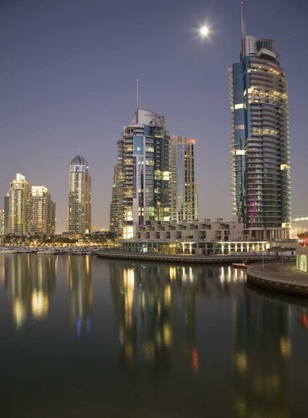 UAE, Dubai, Marina Towers reflect on marina